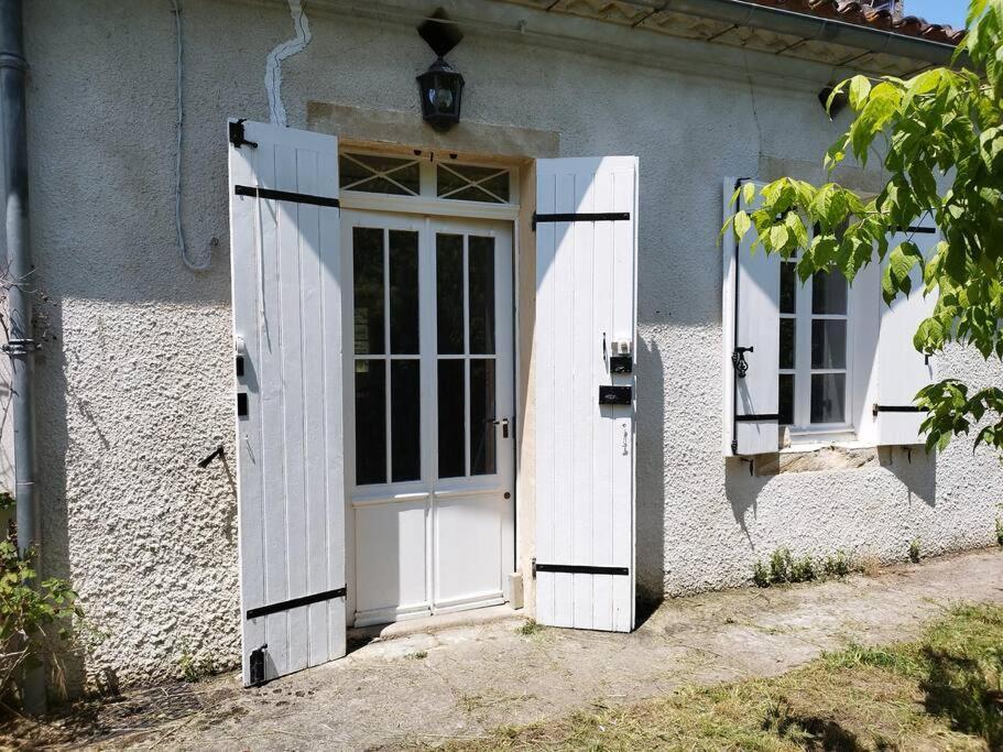 Bienvenue En Sud Gironde Villa Villandraut Buitenkant foto