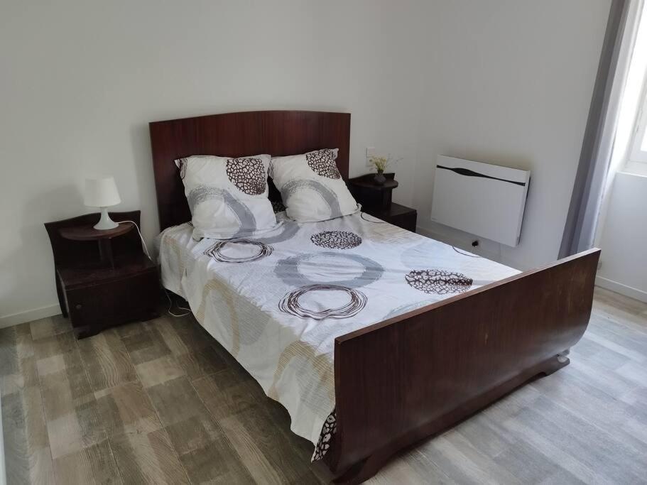 Bienvenue En Sud Gironde Villa Villandraut Buitenkant foto